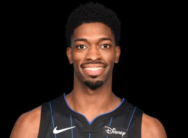 Amile Jefferson headshot