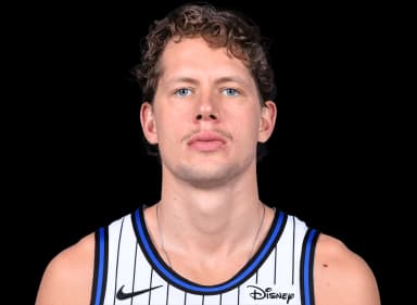 Moritz Wagner headshot