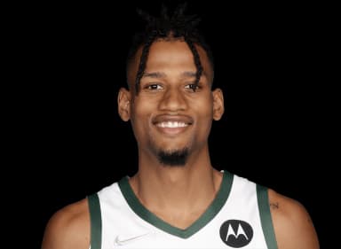 Javin DeLaurier headshot