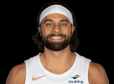 Max Strus headshot