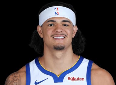 Gui Santos headshot