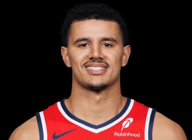 Johnny Davis headshot