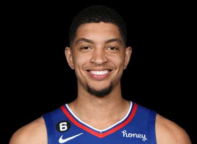 Lucas Williamson headshot