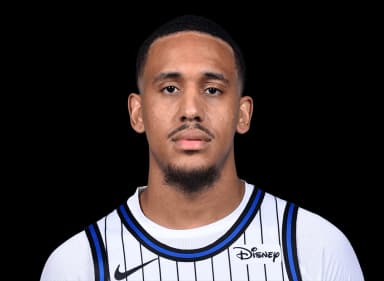 Alex Morales headshot
