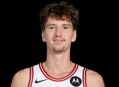 Matas Buzelis headshot