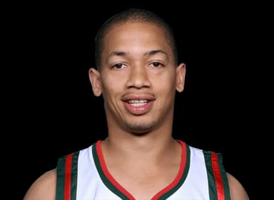 Tyronn Lue headshot