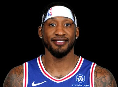 Robert Covington headshot