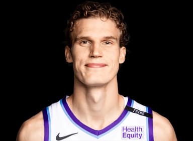 Lauri Markkanen headshot