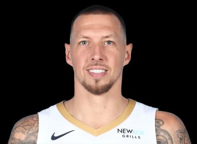 Daniel Theis headshot