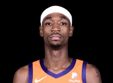 Tariq Owens headshot
