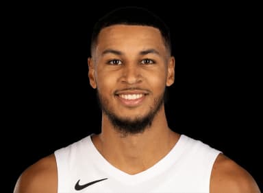Kris Murray headshot